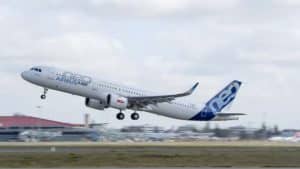 Lire la suite à propos de l’article Aviation: L’Azerbaïdjan passe commande de 12 avions de la famille Airbus A320neo