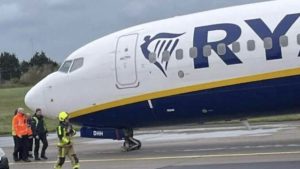 Lire la suite à propos de l’article Avions: Ryanair 737 subit un effondrement du train avant à l’atterrissage à Dublin