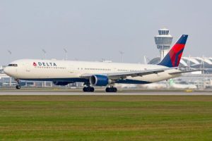 Lire la suite à propos de l’article aviation: Delta Airlines facility Recording the Boston-Mexico City route