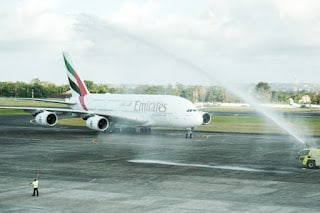 Lire la suite à propos de l’article Aviation: Emirates effectue son premier vol avec l’Airbus A380 vers l’Indonésie