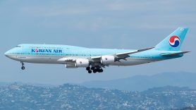 Le 747-8i de Korean Air approche de LAX