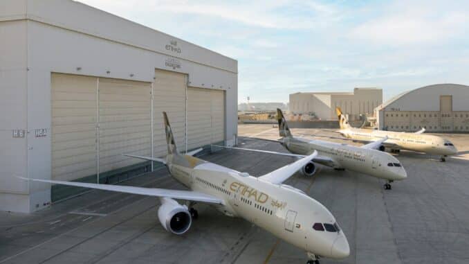 Lire la suite à propos de l’article Aviation: Etihad prend livraison de nouveaux Dreamliners