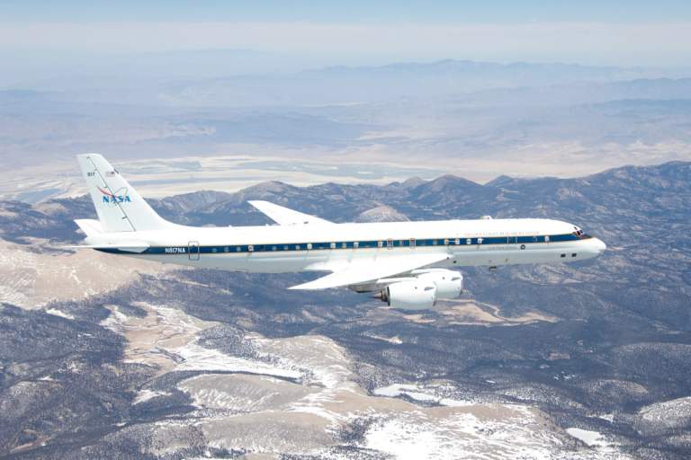 Lire la suite à propos de l’article aviation: NASA has retired the legendary Douglas DC-8